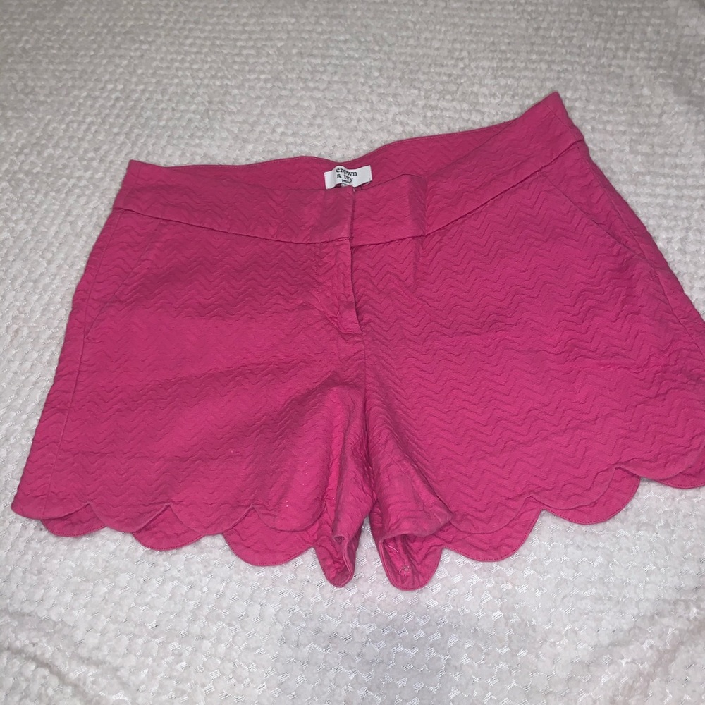 CROWN AMD IVY SHORTS!!